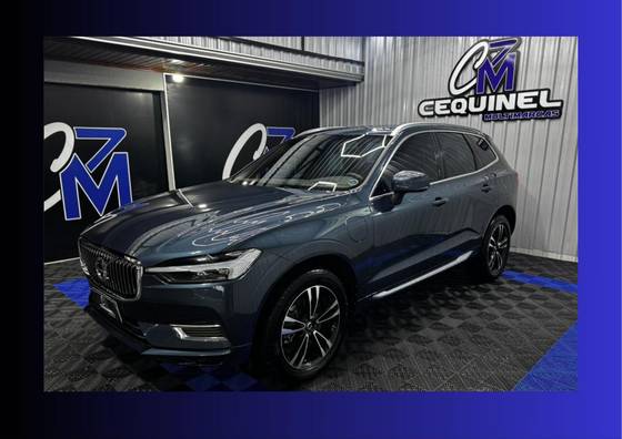VOLVO XC60 2.0 T8 HYBRID MOMENTUM AWD GEARTRONIC